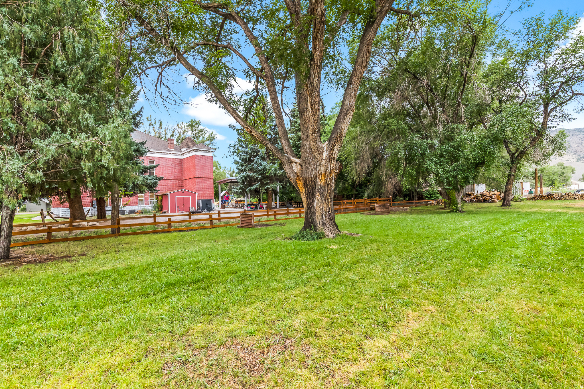 JUNCTION UTAH - Commercial Sale