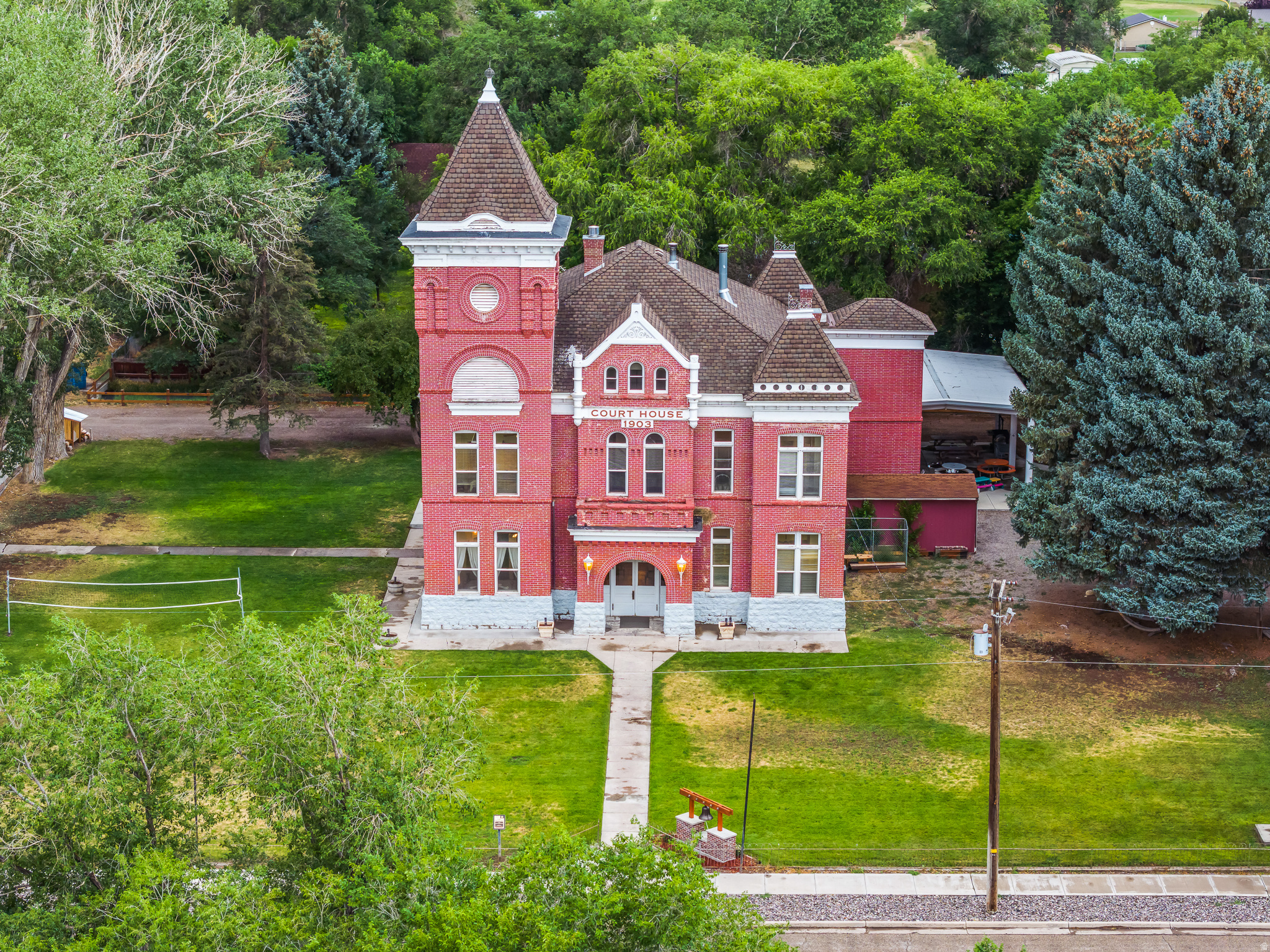 JUNCTION UTAH - Commercial Sale