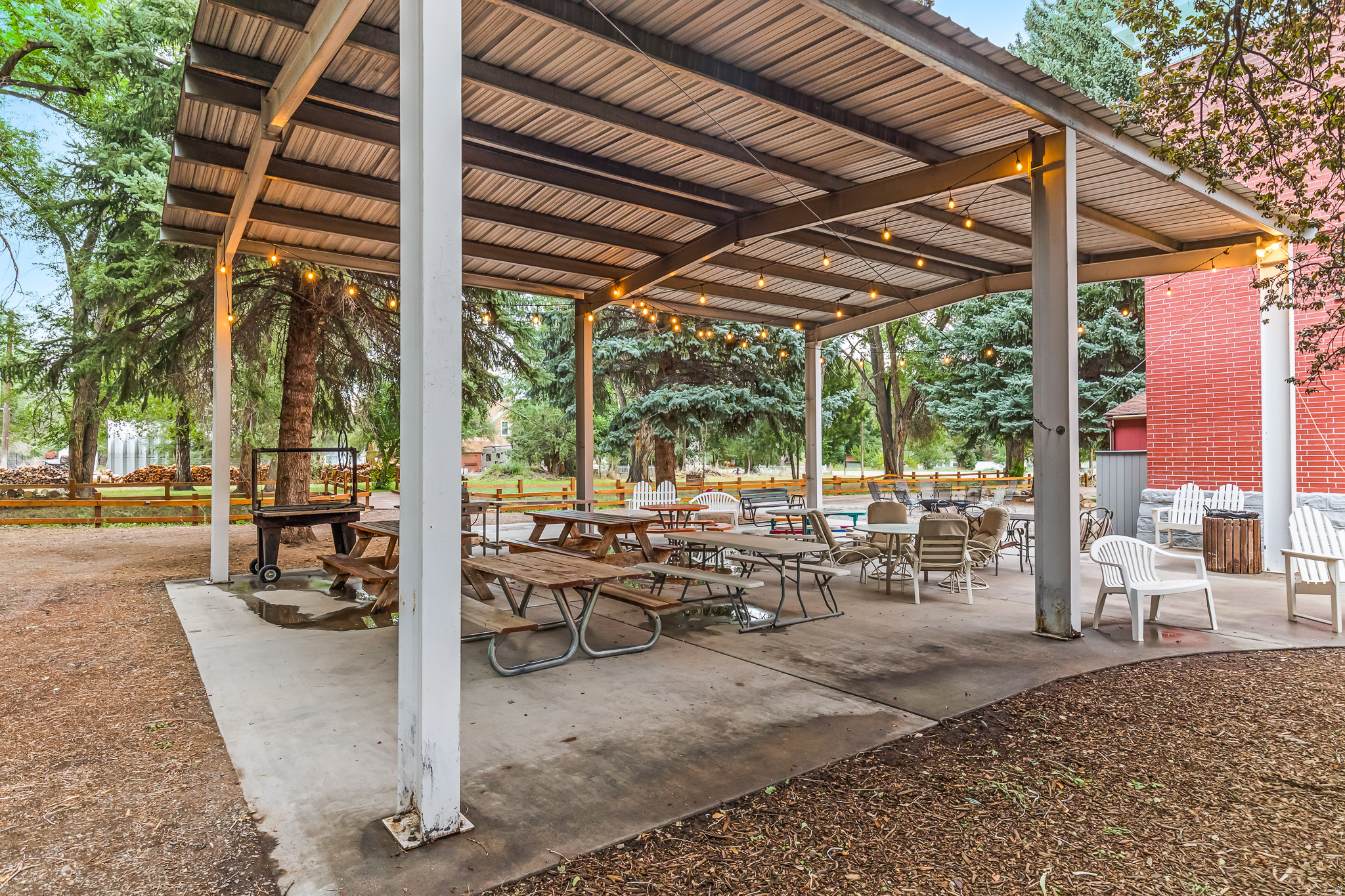 JUNCTION UTAH - Commercial Sale