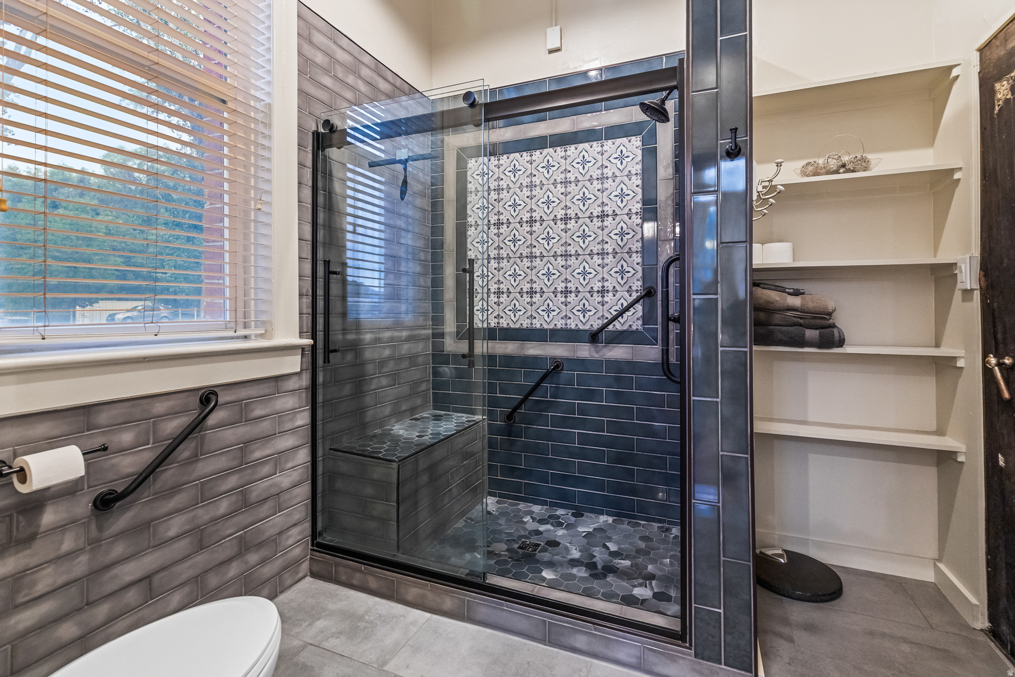 JUNCTION UTAH - Commercial Sale