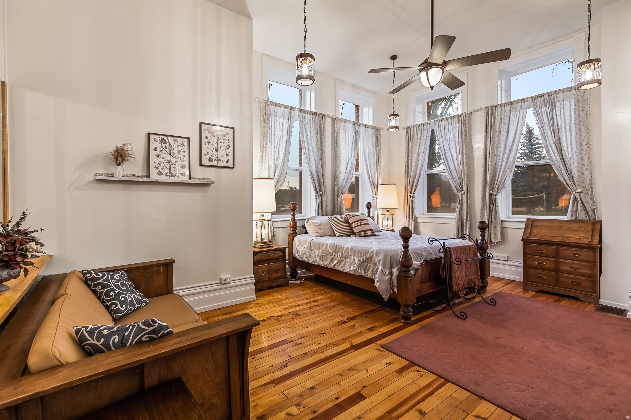 JUNCTION UTAH - Commercial Sale