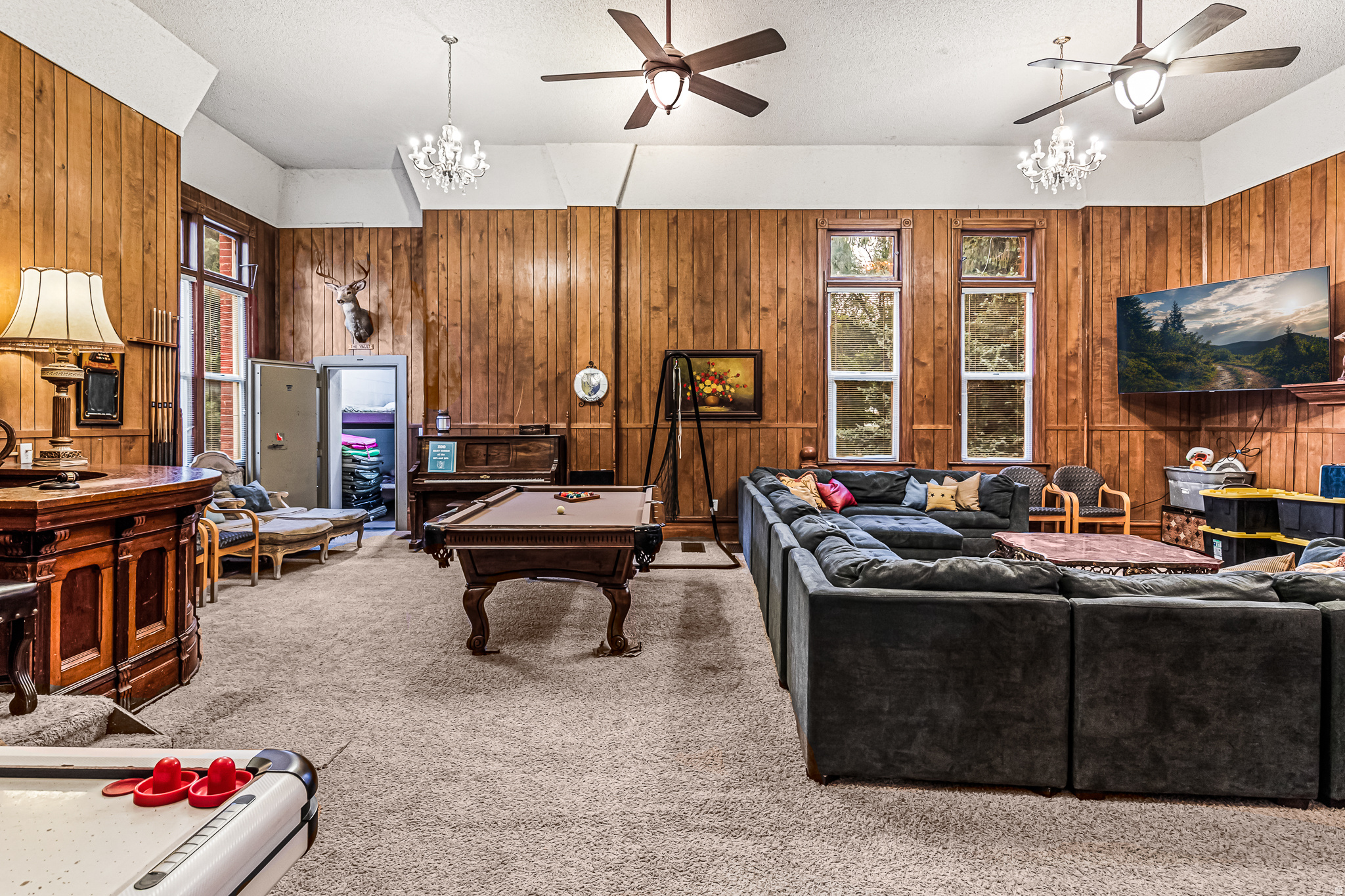 JUNCTION UTAH - Commercial Sale