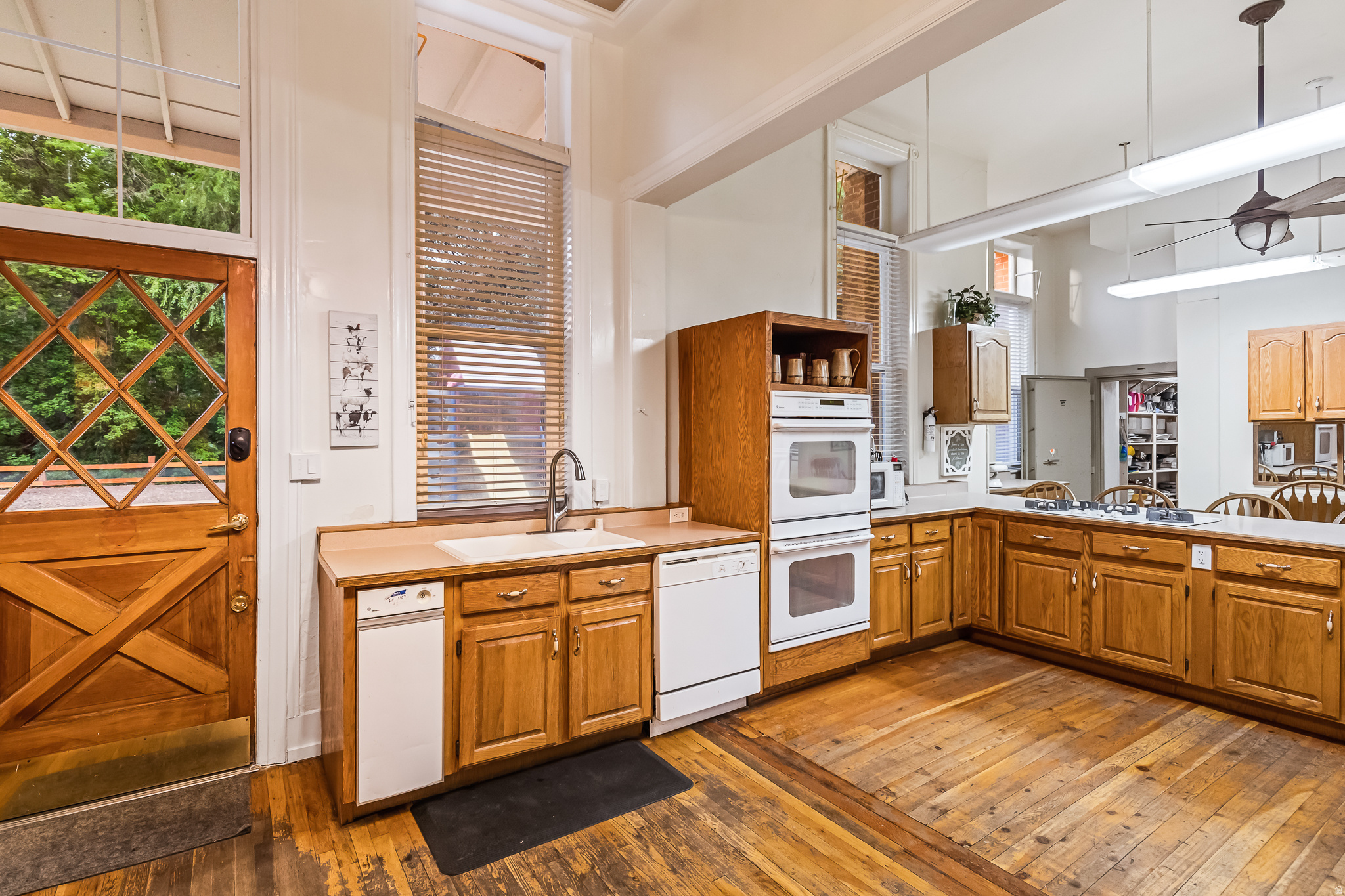 JUNCTION UTAH - Commercial Sale