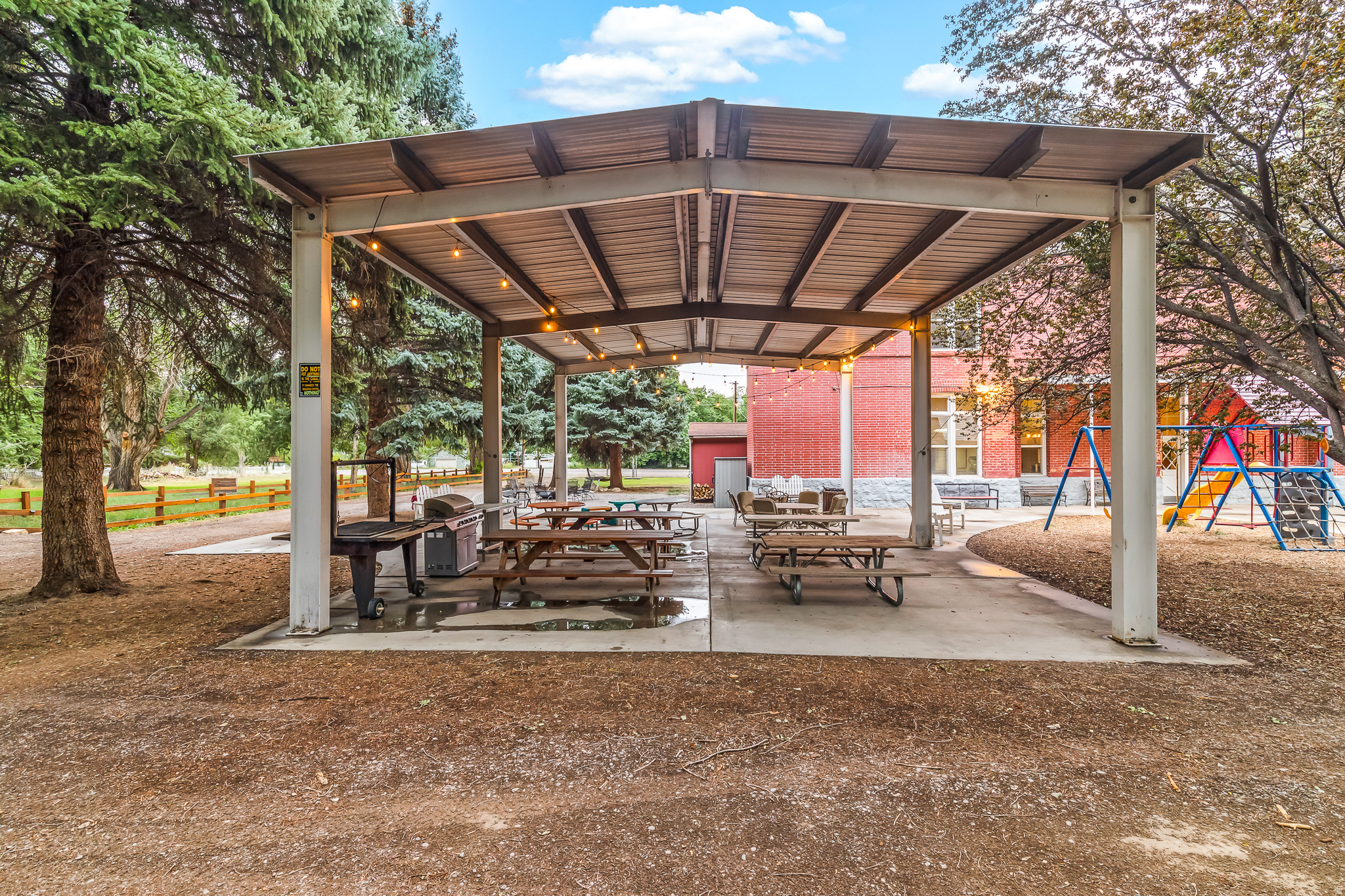 JUNCTION UTAH - Commercial Sale