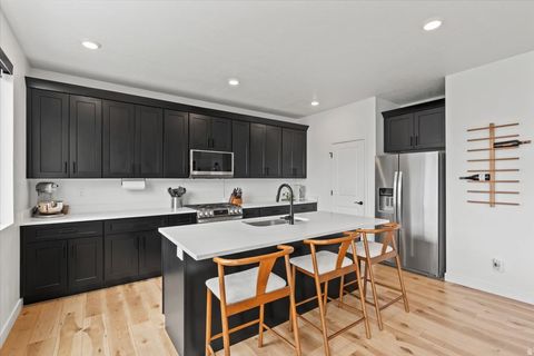 Tiny photo for 4892 S SNARR HAVEN CT W, Taylorsville, UT 84129 (MLS # 2142706)