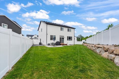 Tiny photo for 4892 S SNARR HAVEN CT W, Taylorsville, UT 84129 (MLS # 2142706)