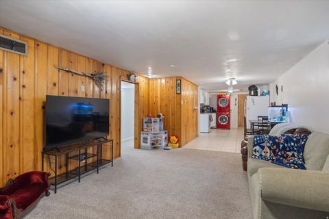 Tiny photo for 420 E 600 S, Payson, UT 84651 (MLS # 2126133)