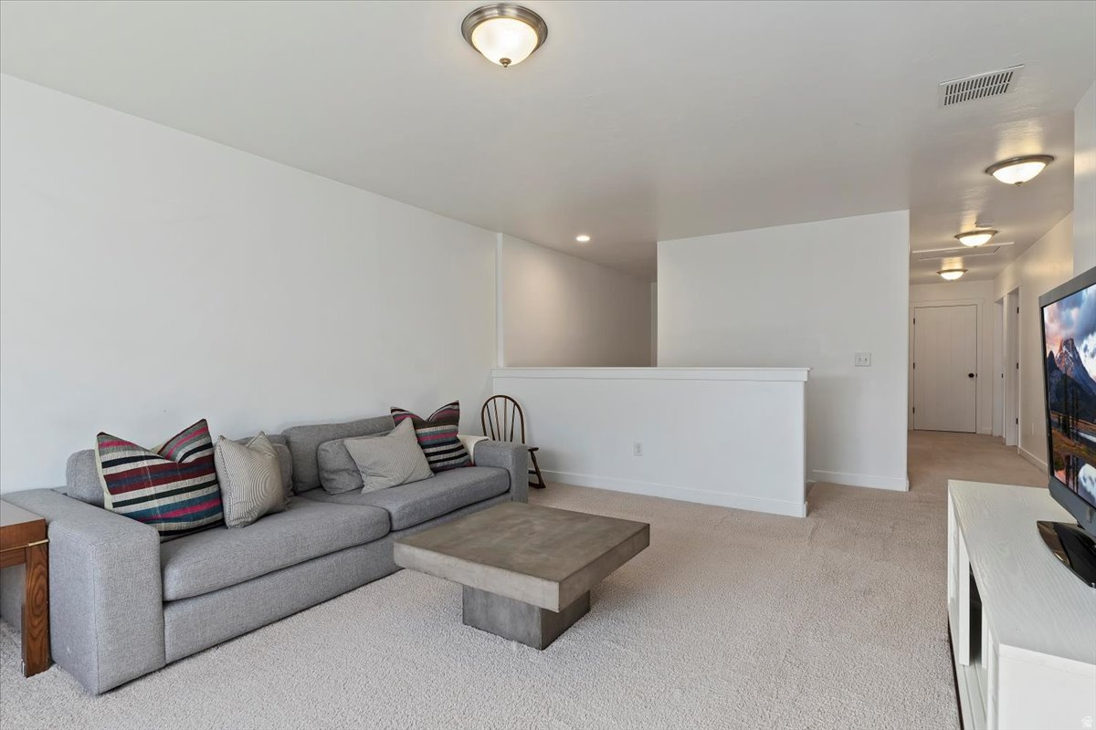 LEGACY FARMS - Residential