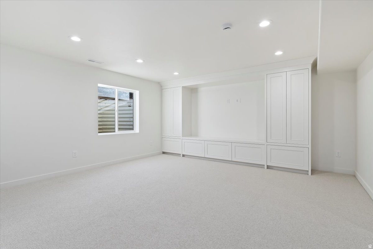 LEGACY FARMS - Residential