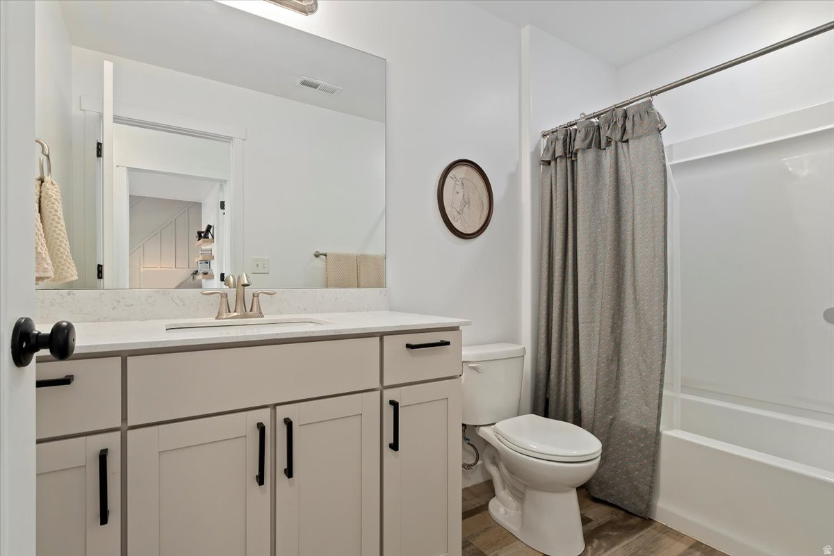 LEGACY FARMS - Residential