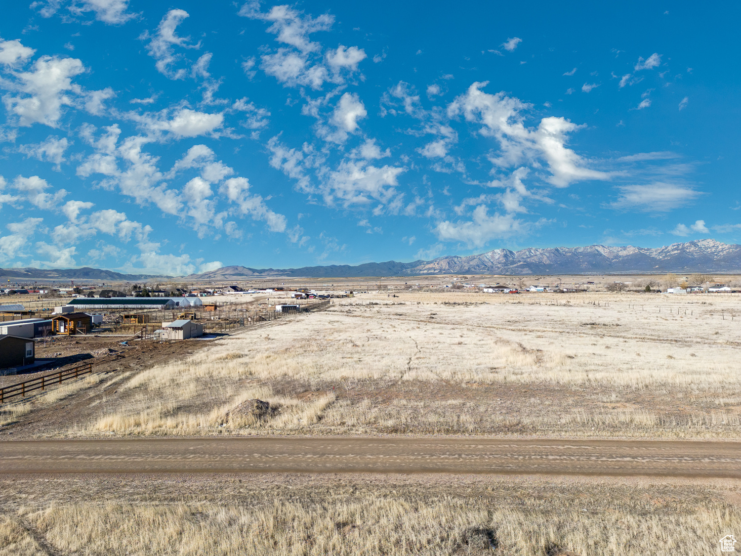 OAK TREE ESTATES - Land