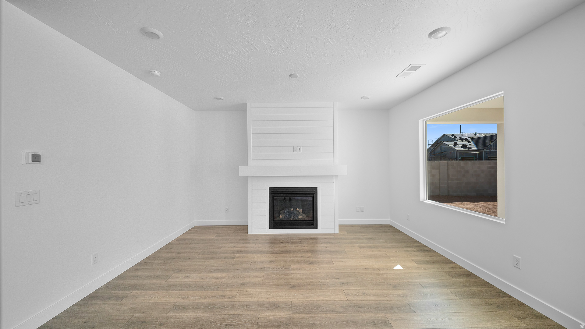 FIREROCK - Residential