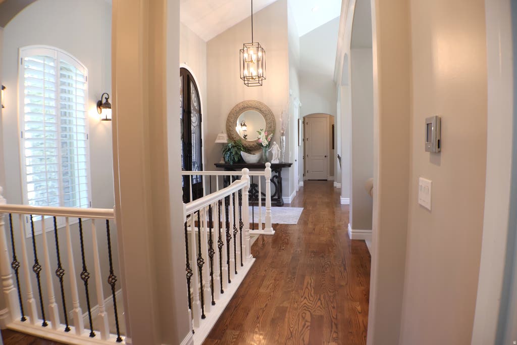 Photo of 12095 S MILONA DR E, Draper, UT 84020 (MLS # 2180740)