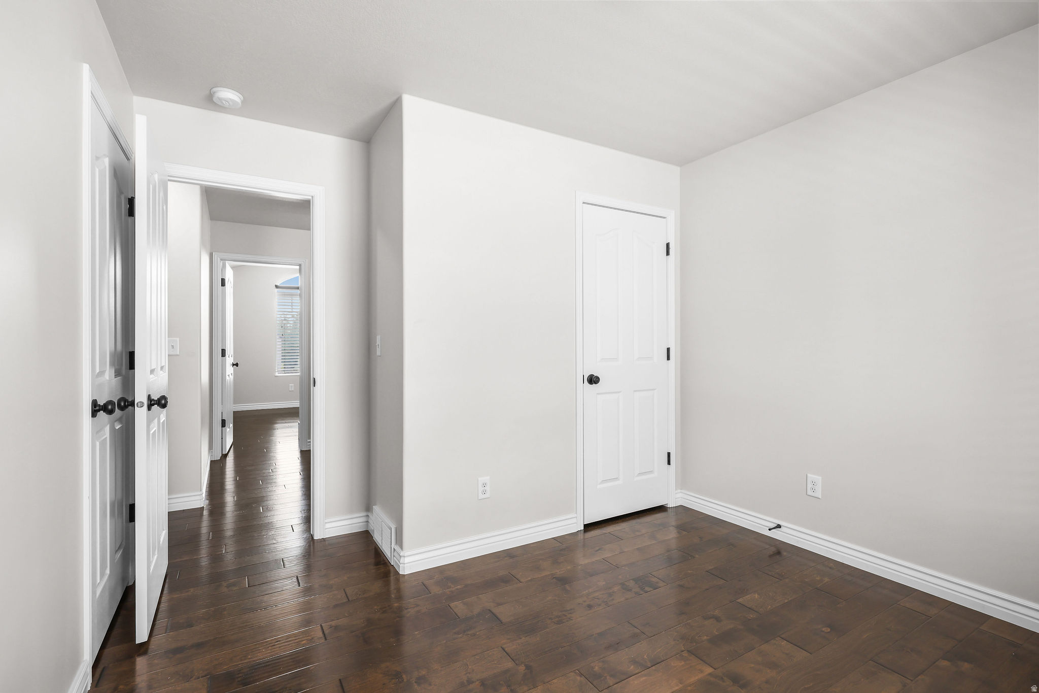 COLES CROSSING - Residential