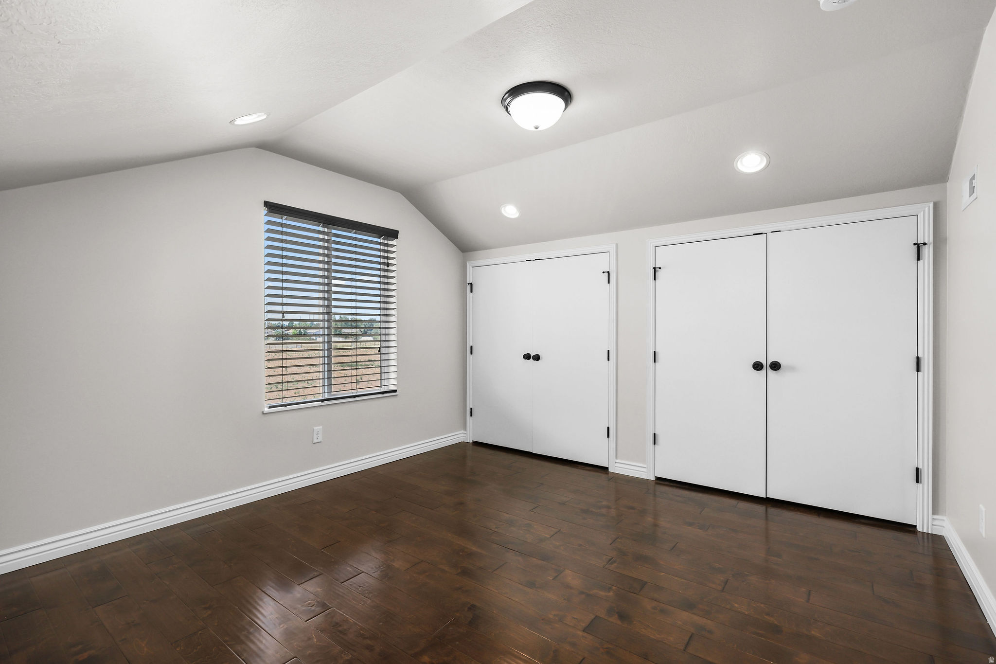 COLES CROSSING - Residential