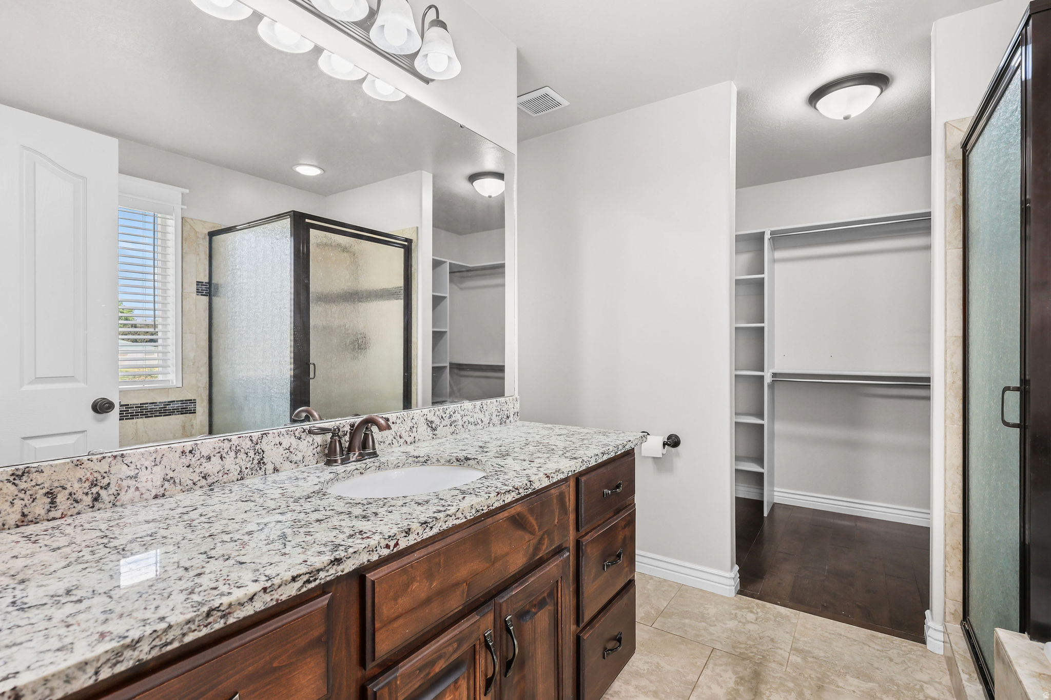 COLES CROSSING - Residential