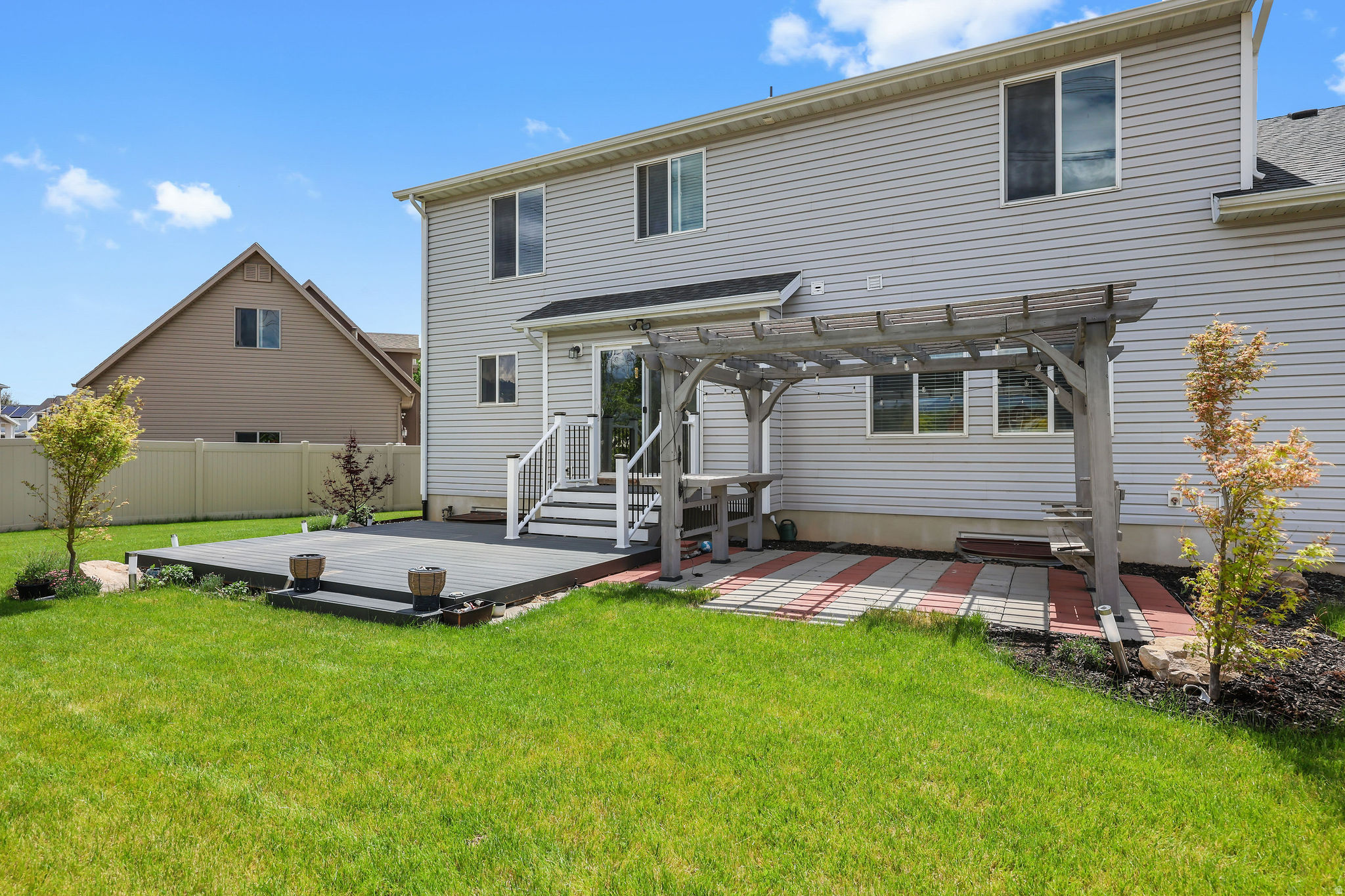 COLES CROSSING - Residential