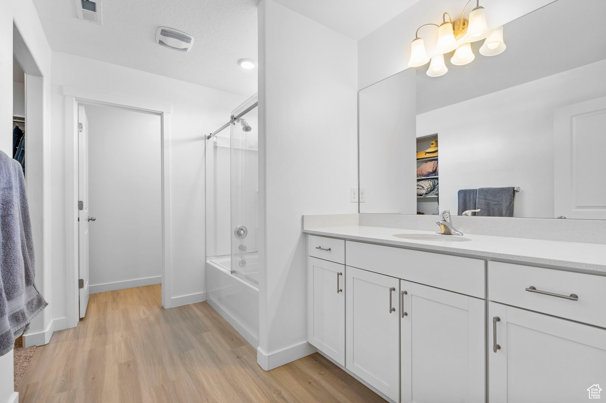 2626 N Airmen Ave, Layton, Utah image 12