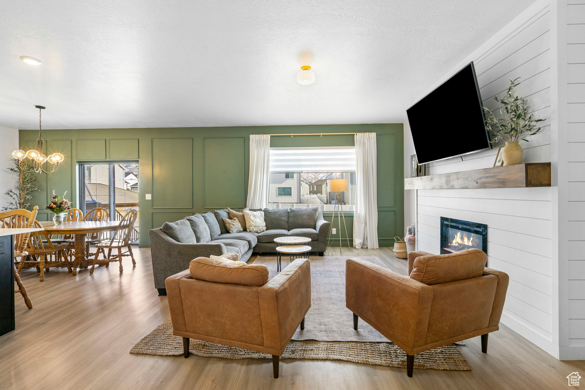 2626 N Airmen Ave, Layton, Utah image 1