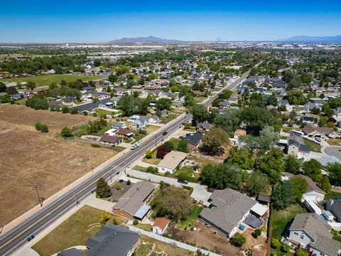 Tiny photo for 3917 S 5200 W, West Valley City, UT 84120 (MLS # 2156791)
