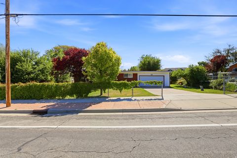 Tiny photo for 3917 S 5200 W, West Valley City, UT 84120 (MLS # 2156791)