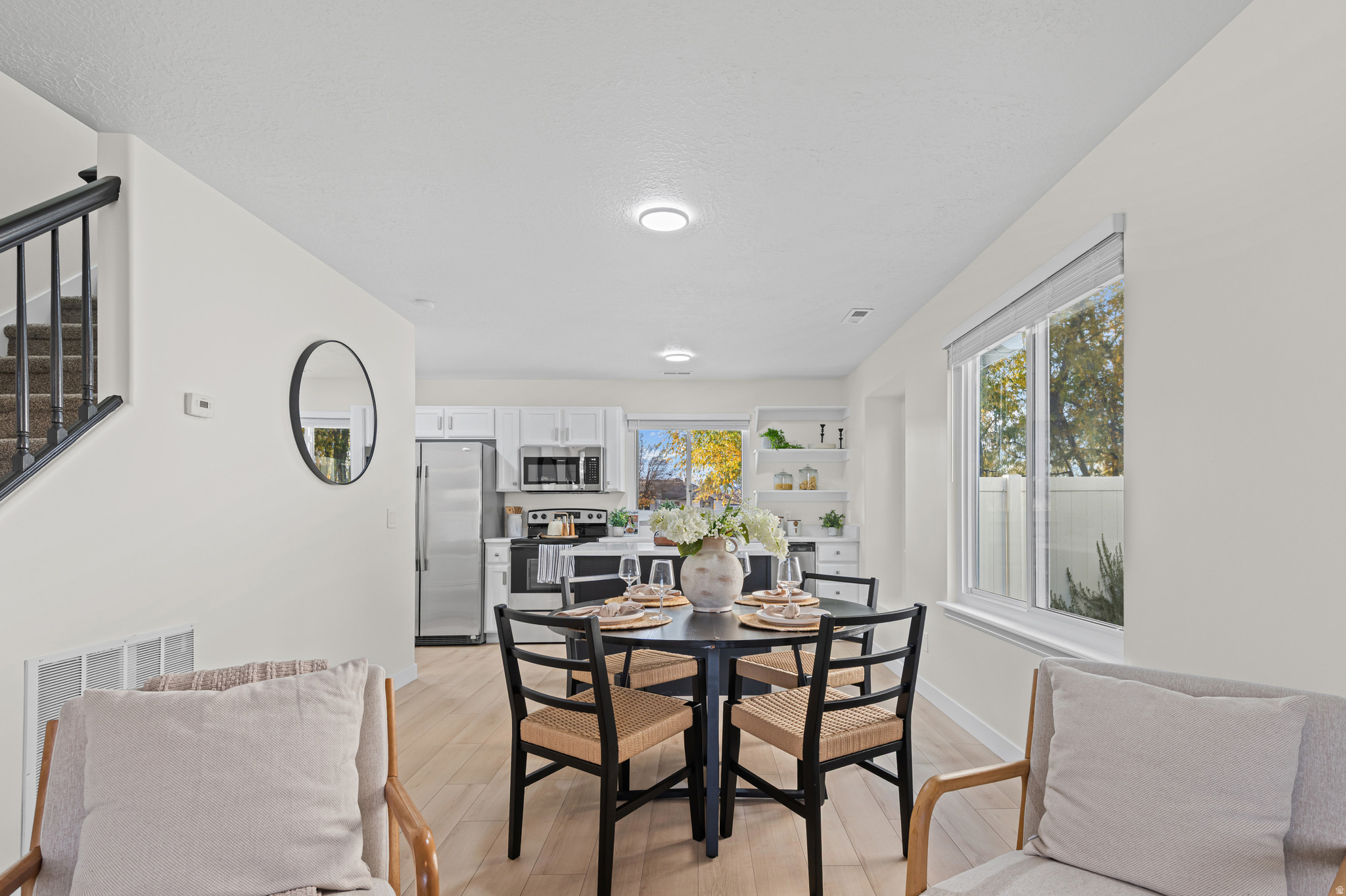 RIVERSIDE ESTATES - Residential