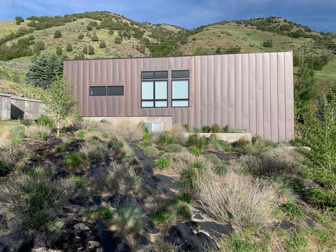 Tiny photo for 1789 MOUNT LOGAN DR, Logan, UT 84321 (MLS # 2165281)