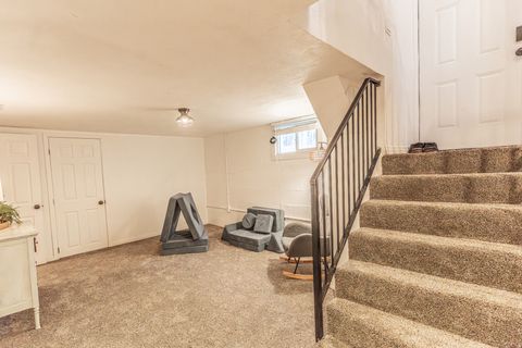 Tiny photo for 409 S 400 E, Springville, UT 84663 (MLS # 2153133)