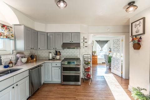 Tiny photo for 409 S 400 E, Springville, UT 84663 (MLS # 2153133)