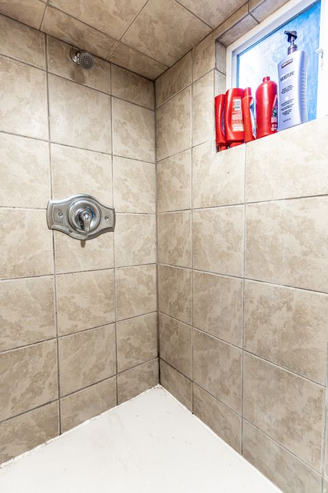 Tiny photo for 409 S 400 E, Springville, UT 84663 (MLS # 2153133)