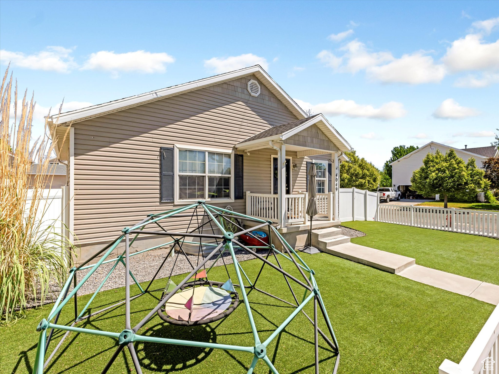 THREE CROSSING - Residential