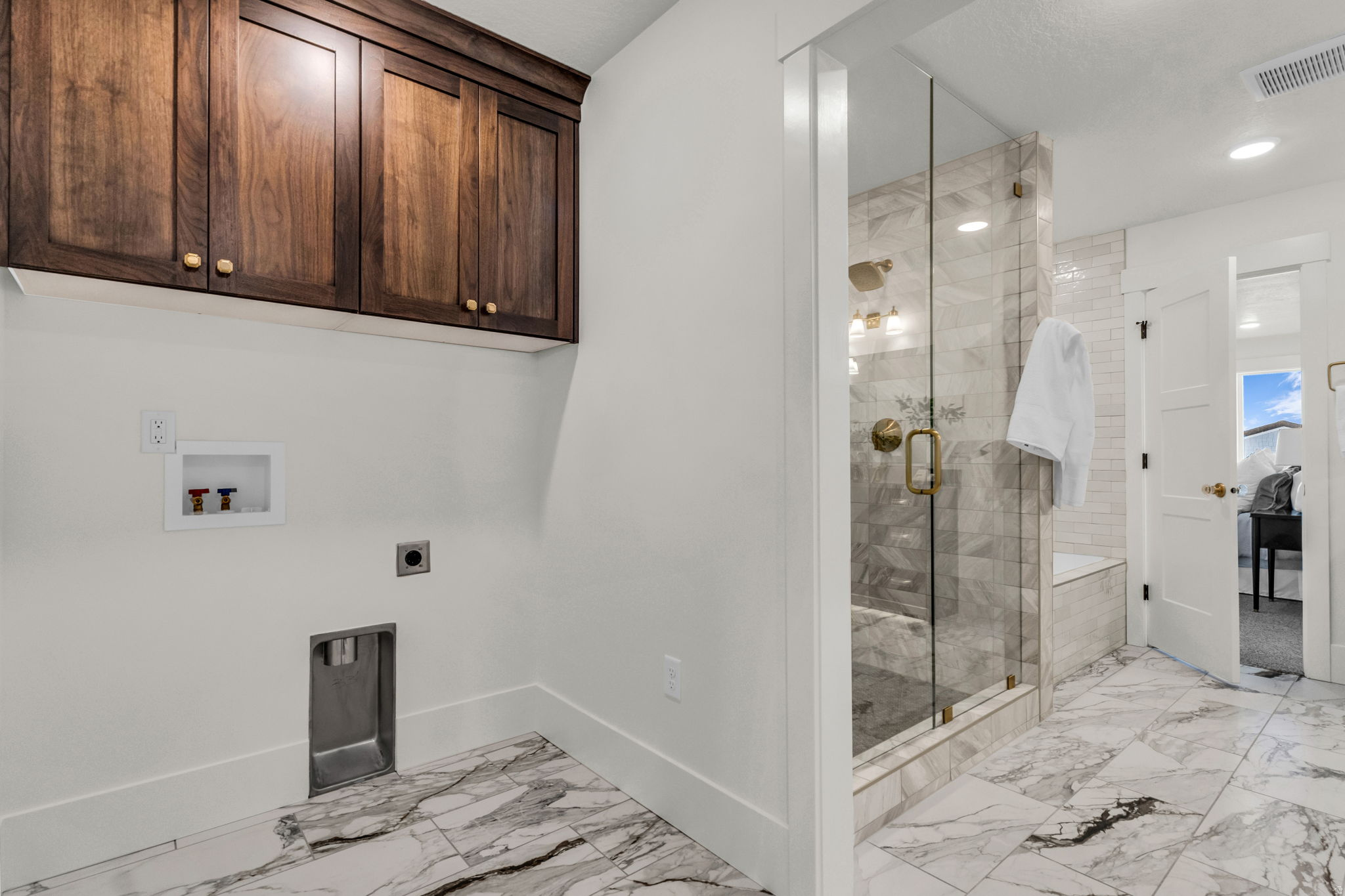 LEGACY HILLS - Residential