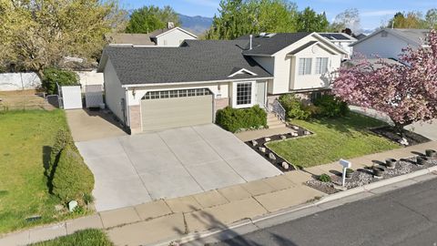 Tiny photo for 634 N 1300 W, Clinton, UT 84015 (MLS # 2150016)