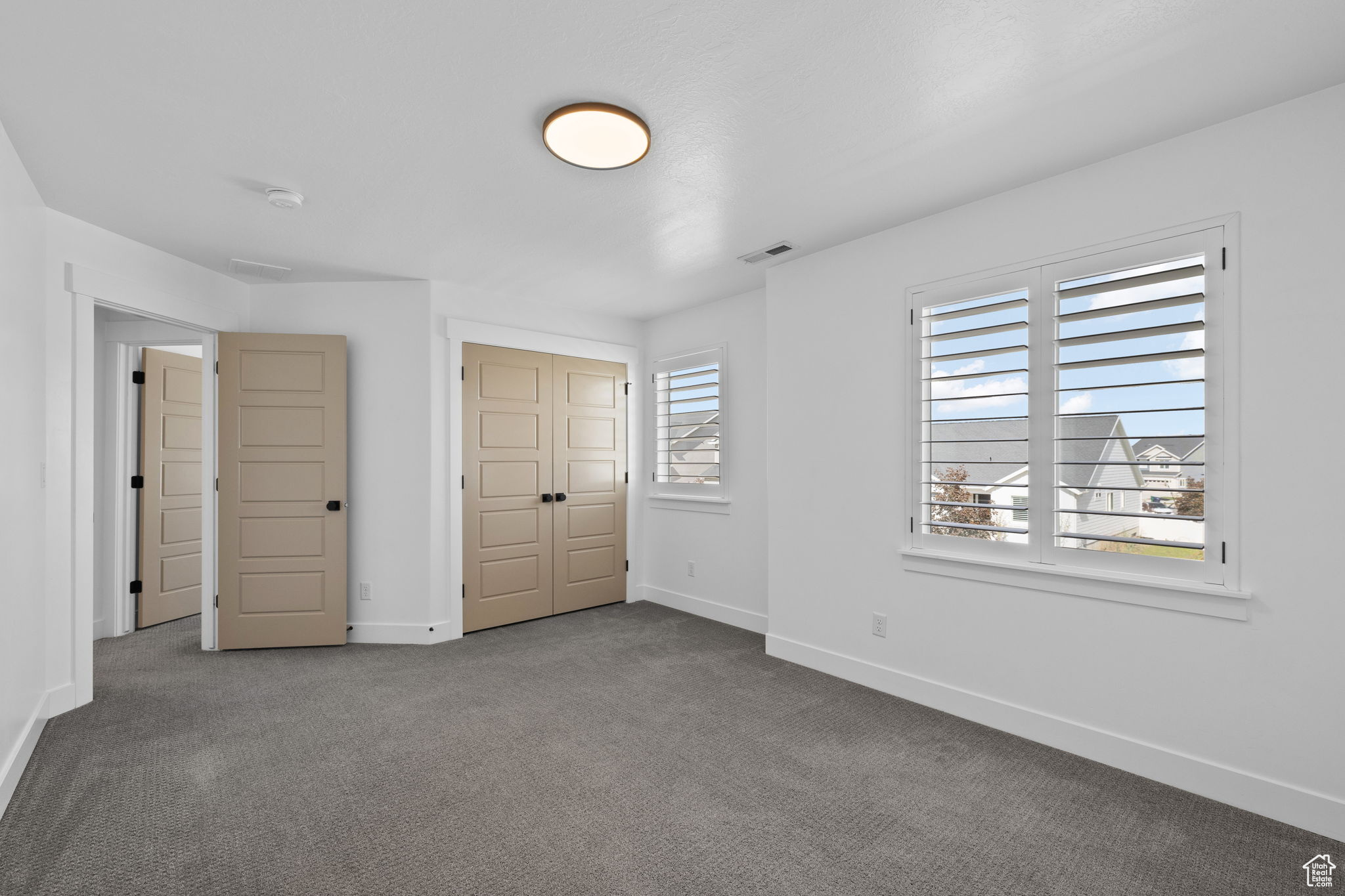 INDEPENDENCE VILLAGE - Residential