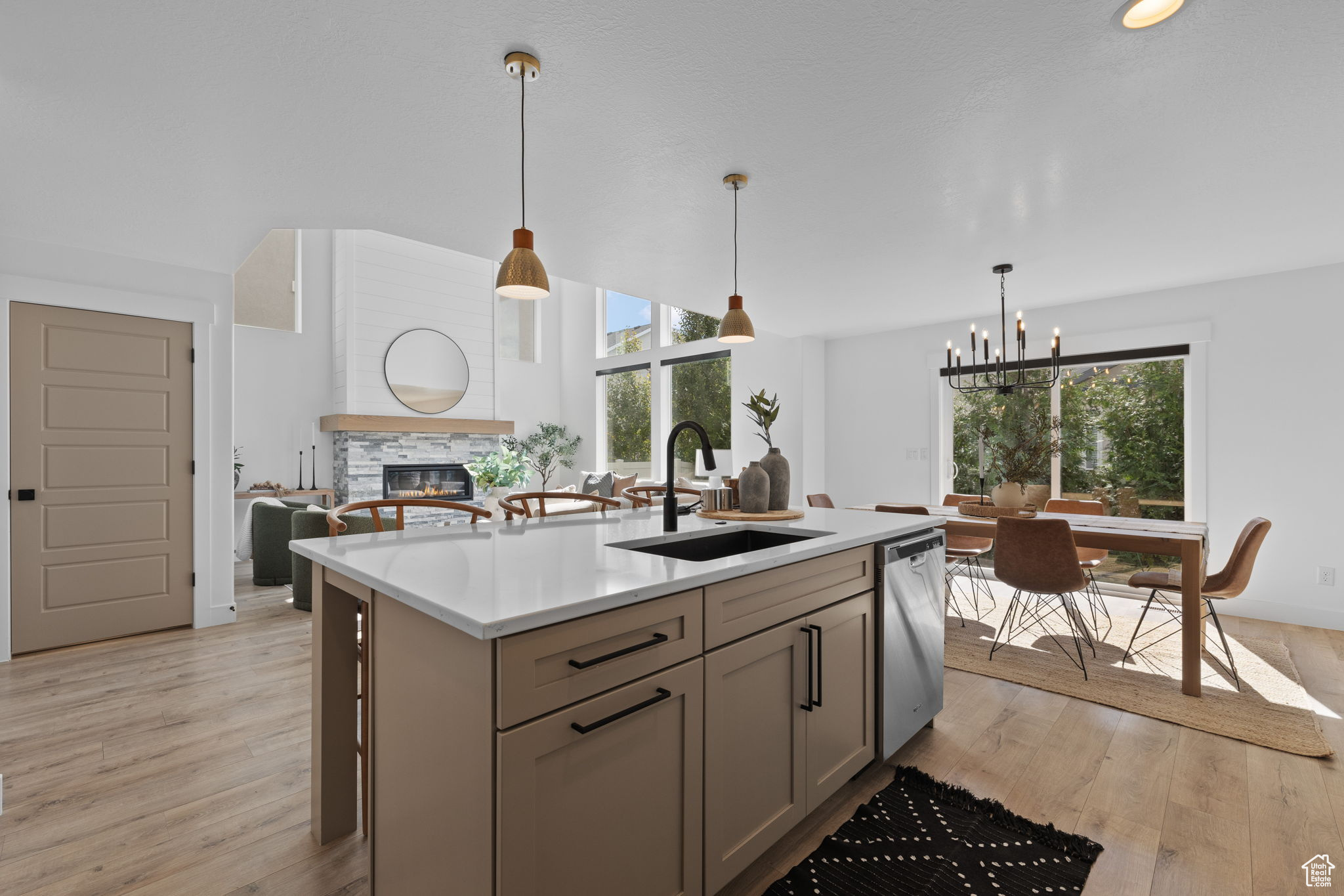 INDEPENDENCE VILLAGE - Residential