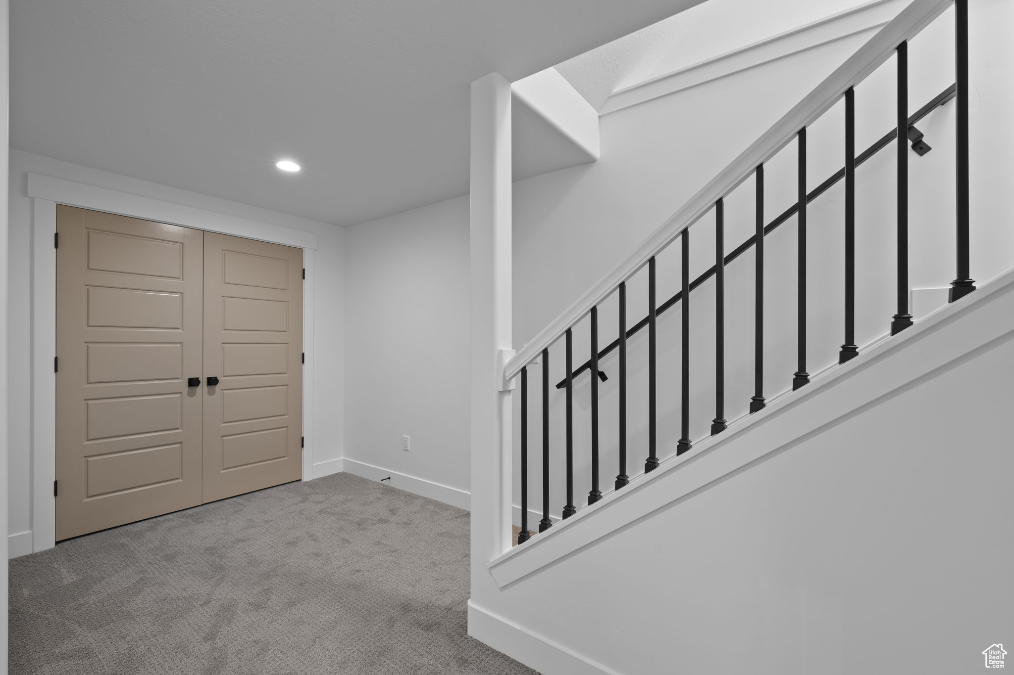 INDEPENDENCE VILLAGE - Residential