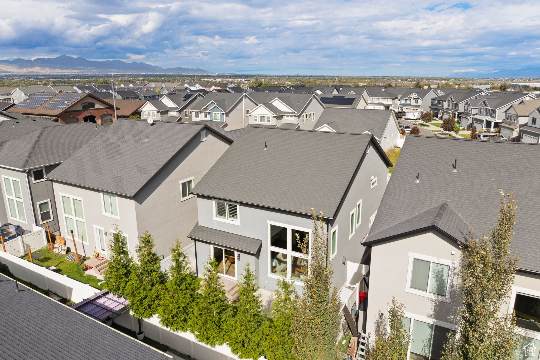 INDEPENDENCE VILLAGE - Residential