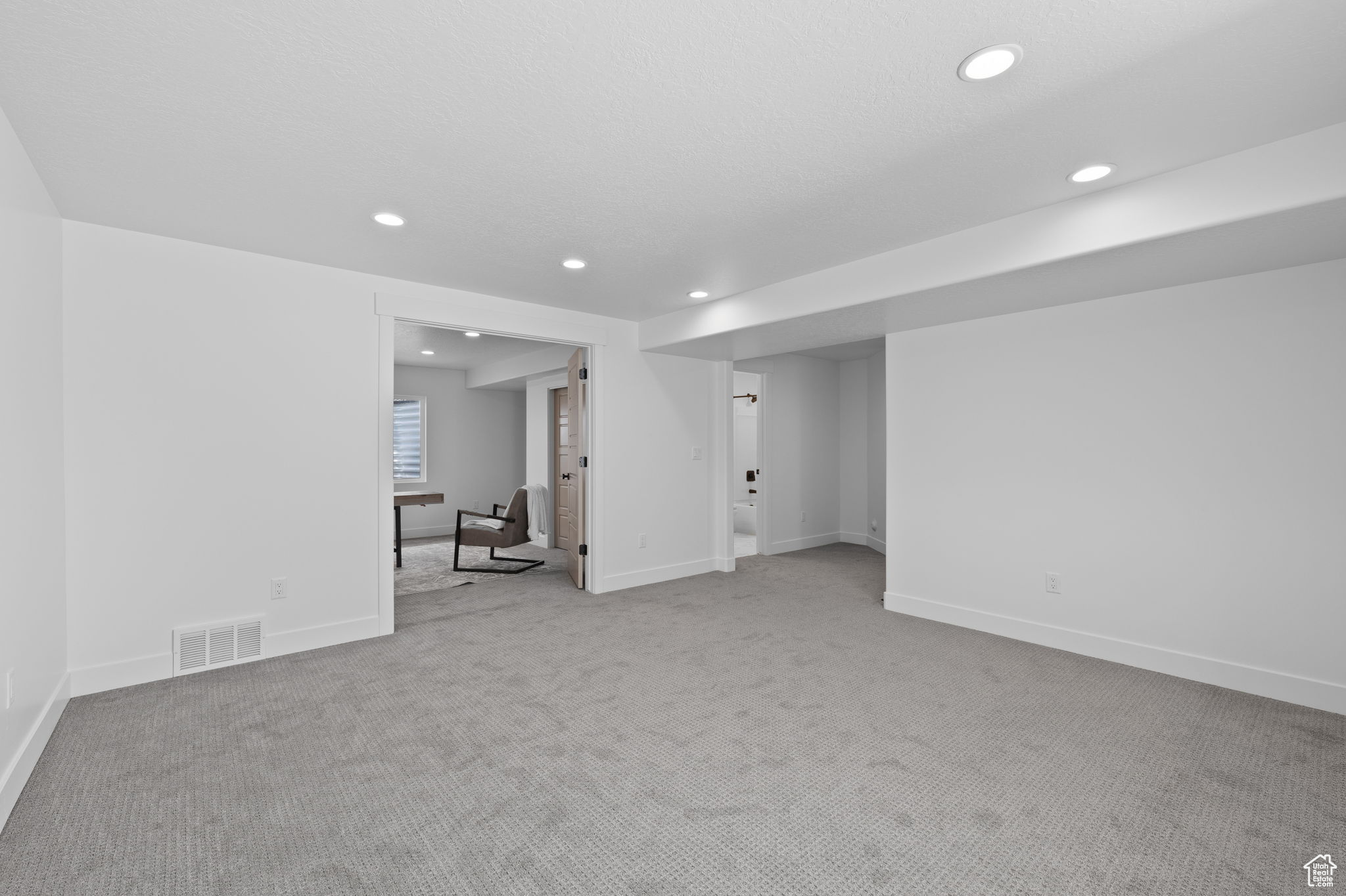 INDEPENDENCE VILLAGE - Residential