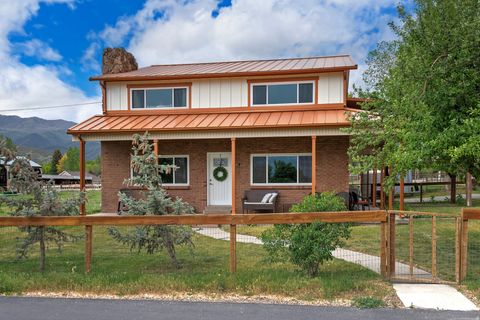 Tiny photo for 360 W 200 N, Midway, UT 84049 (MLS # 2158990)