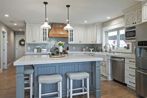 Tiny photo for 360 W 200 N, Midway, UT 84049 (MLS # 2158990)