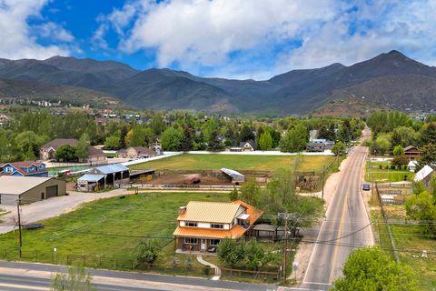 Tiny photo for 360 W 200 N, Midway, UT 84049 (MLS # 2158990)