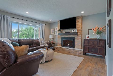Tiny photo for 360 W 200 N, Midway, UT 84049 (MLS # 2158990)