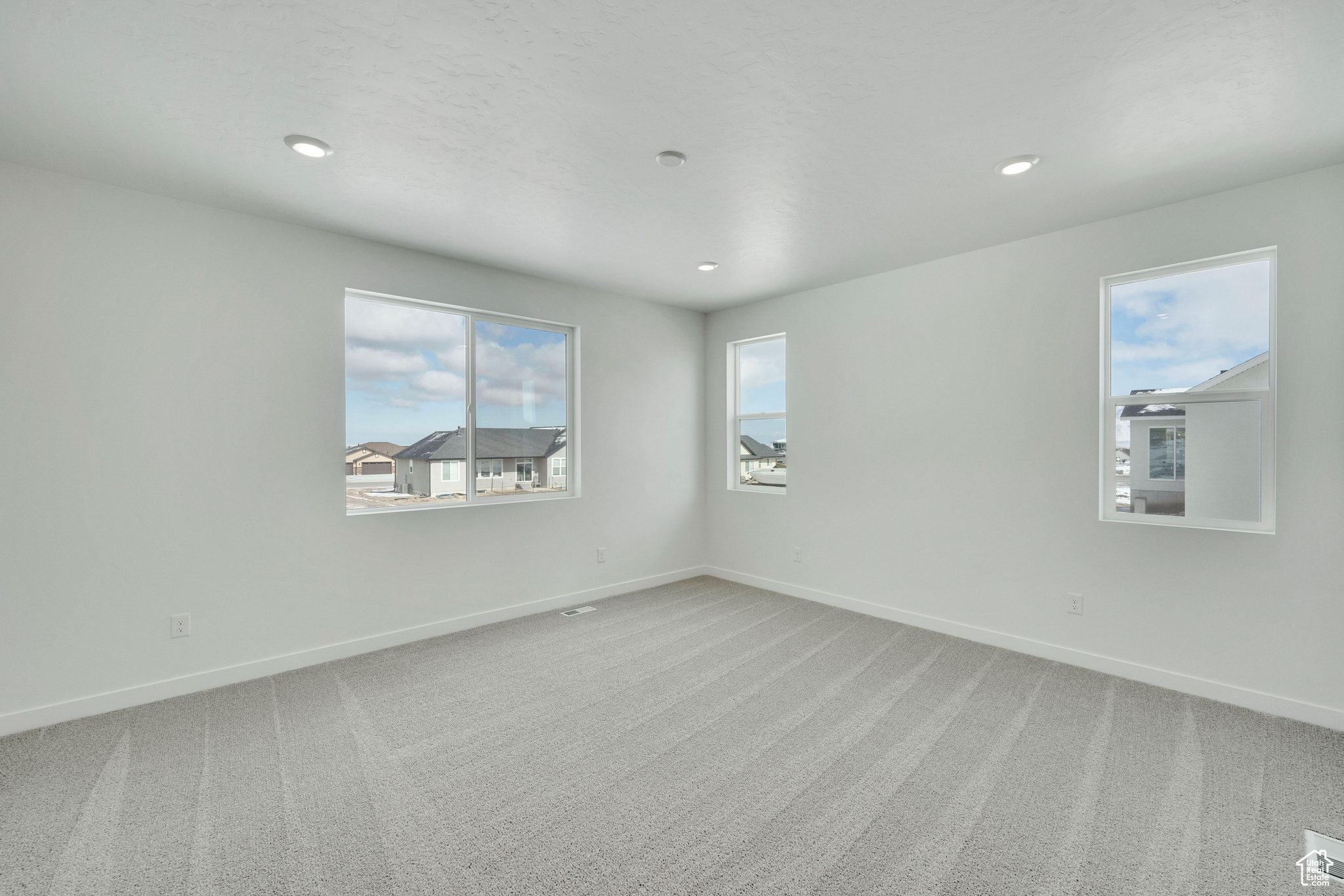 WELLS CROSSING - Residential