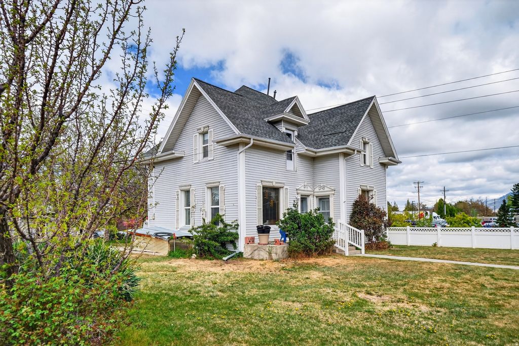 Photo of 14 S 800 W, Orem, UT 84058 (MLS # 2153922)
