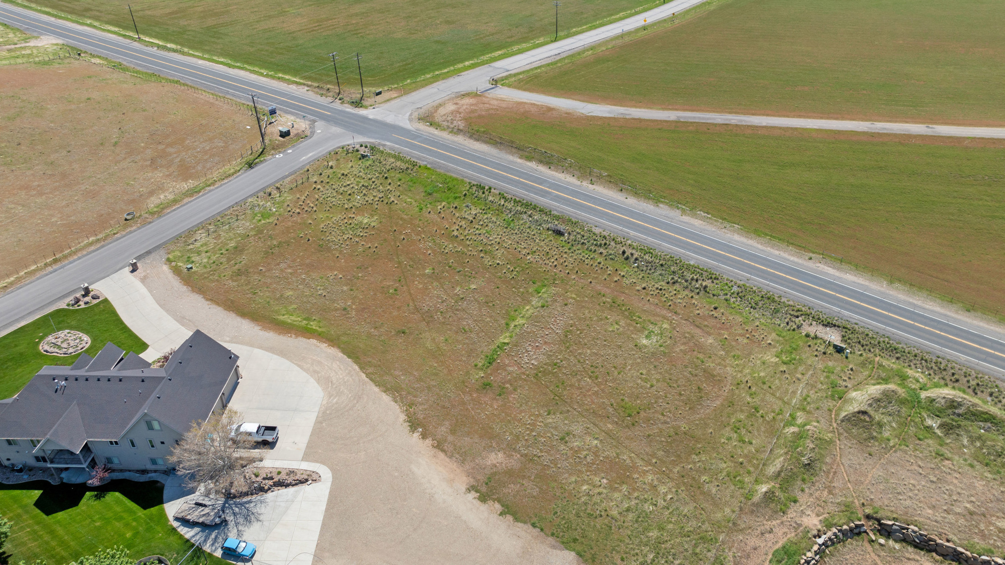 WOODLAND HILLS ESTATES SUB - Land