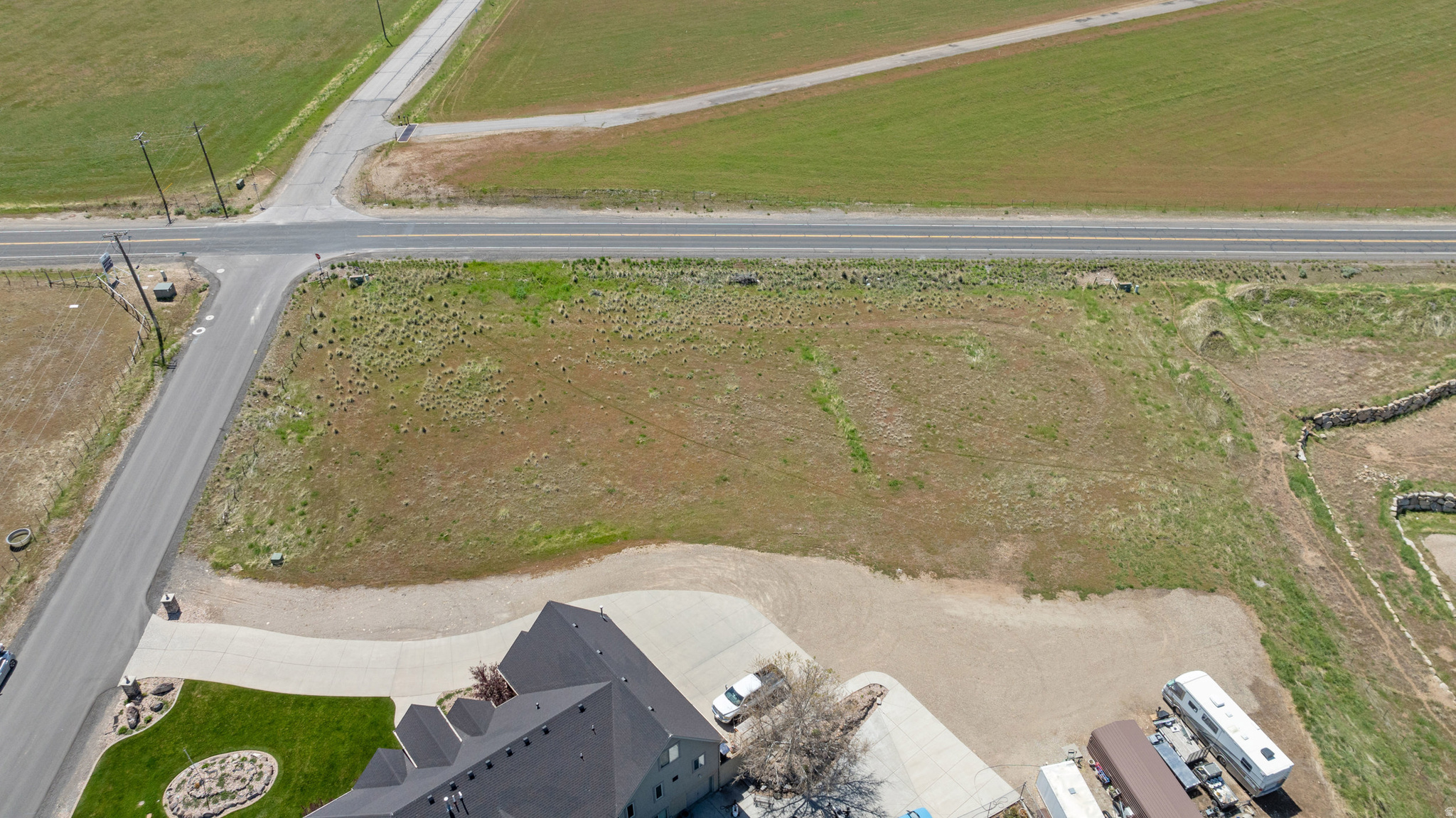 WOODLAND HILLS ESTATES SUB - Land