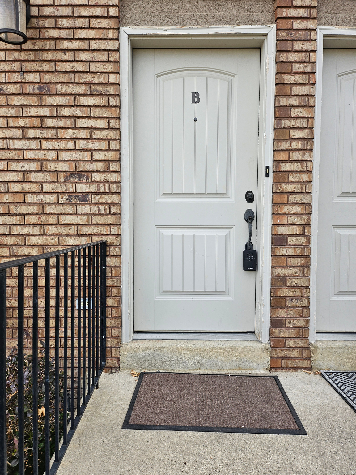 AMIRON CONDO - Residential