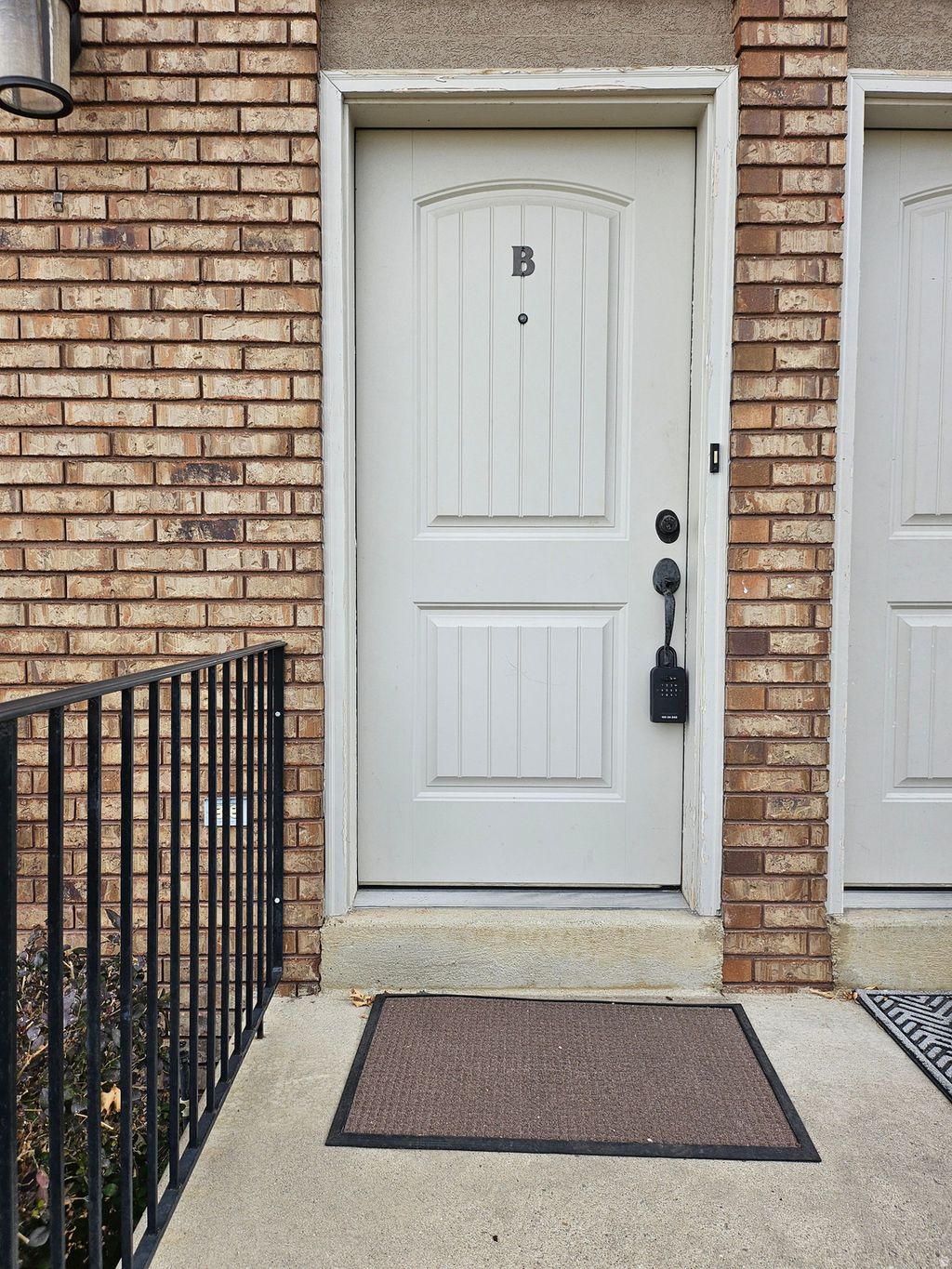 Photo of 1461 N AMIRON WAY W #B, Orem, UT 84057 (MLS # 2133030)