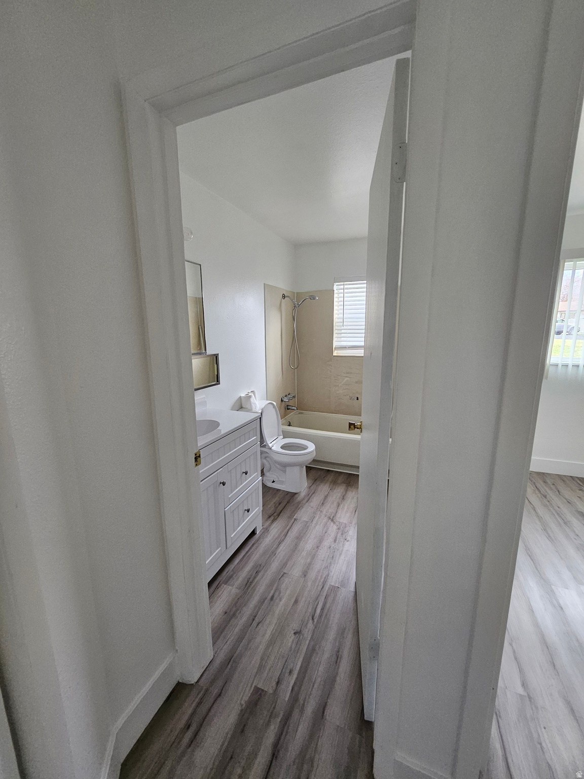 AMIRON CONDO - Residential