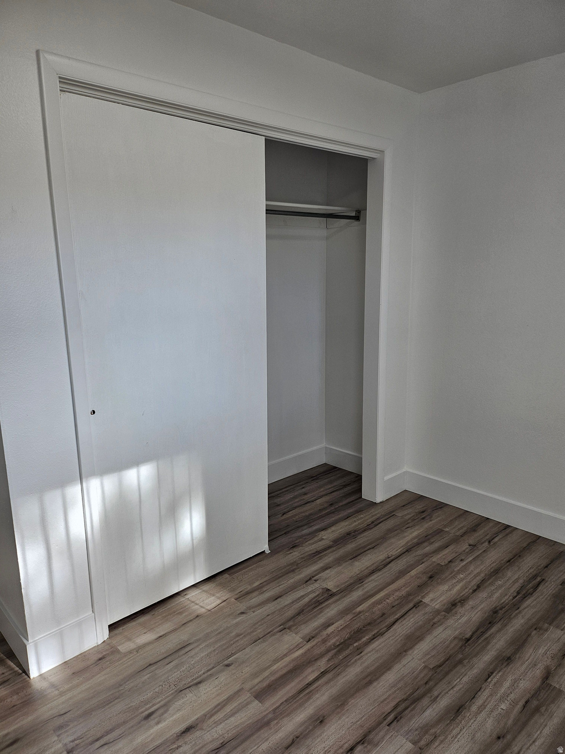 AMIRON CONDO - Residential